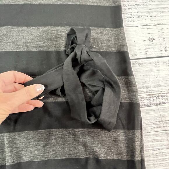 2pc Lot Top Tunic Melody Maternity Fashion size Small Black Gray Striped Stretch - Picture 9 of 10